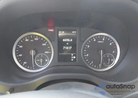 2020 Mercedes-Benz Metris z USA, uszkodzony, nr VIN W1YV0BEY5L3745468